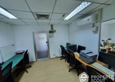 Office Space for Rent and Sale in Khlong Toei Nuea