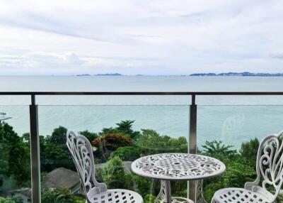 Balcony with ocean view