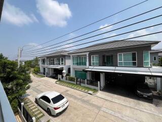 View of a residential neighborhood