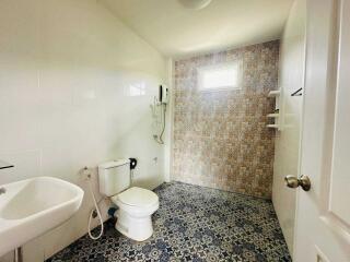 Spacious bathroom with modern fixtures