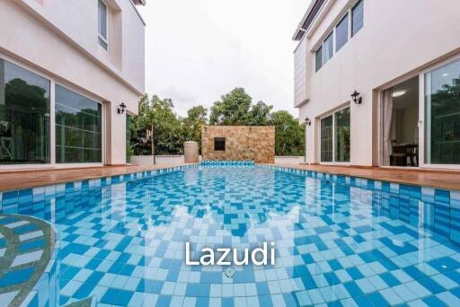 Luxurious Family Villa for Sale and Rent at Phuket Boat Lagoon