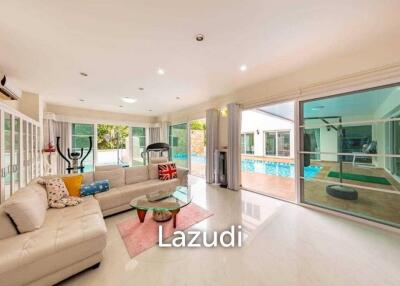 Luxurious Family Villa for Sale and Rent at Phuket Boat Lagoon