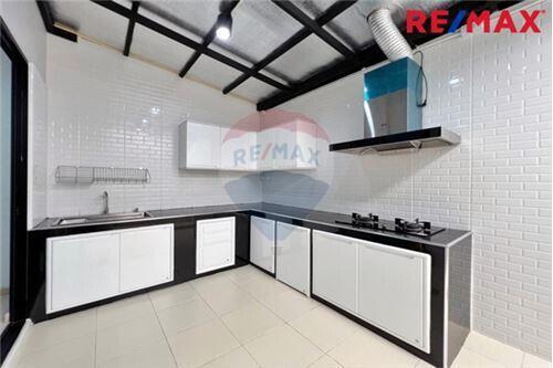 108 Sqm., 3 Beds Townhouse listed for ฿ 4,390,000.