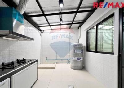 108 Sqm., 3 Beds Townhouse listed for ฿ 4,390,000.