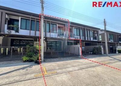 108 Sqm., 3 Beds Townhouse listed for ฿ 4,390,000.