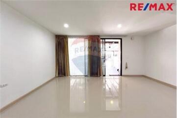 108 Sqm., 3 Beds Townhouse listed for ฿ 4,390,000.