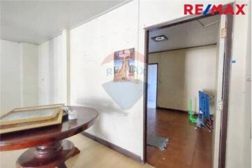 250 Sqm., 5 Beds Townhouse listed for ฿ 4,950,000.