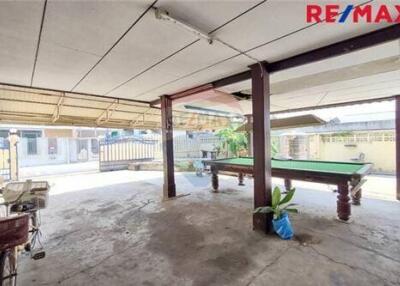 250 Sqm., 5 Beds Townhouse listed for ฿ 4,950,000.