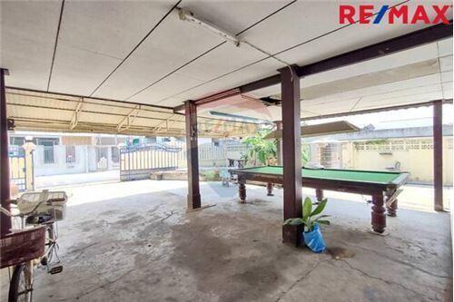 250 Sqm., 5 Beds Townhouse listed for ฿ 4,950,000.