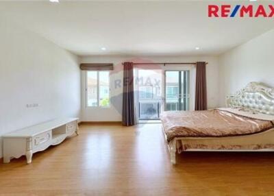 168 Sqm., 4 Beds Townhouse listed for ฿ 6,900,000.