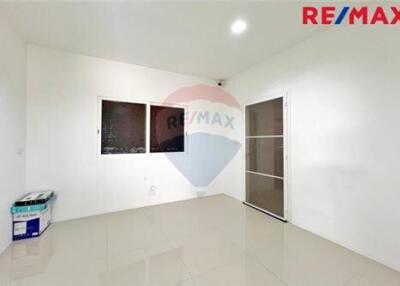 168 Sqm., 4 Beds Townhouse listed for ฿ 6,900,000.