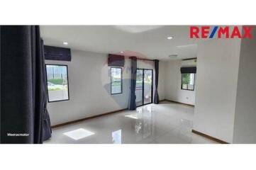 130 Sqm., 3 Beds Condo listed for ฿ 3,390,000.