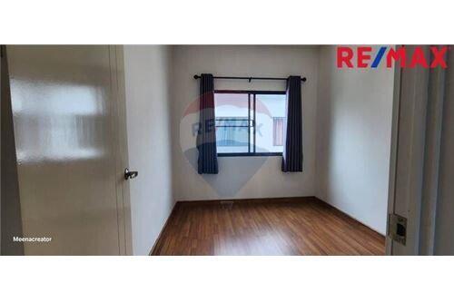 130 Sqm., 3 Beds Condo listed for ฿ 3,390,000.