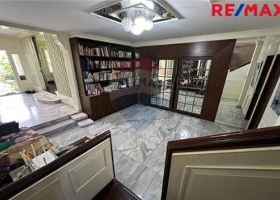 500 Sqm., 6 Beds Townhouse listed for ฿ 61,360,000.