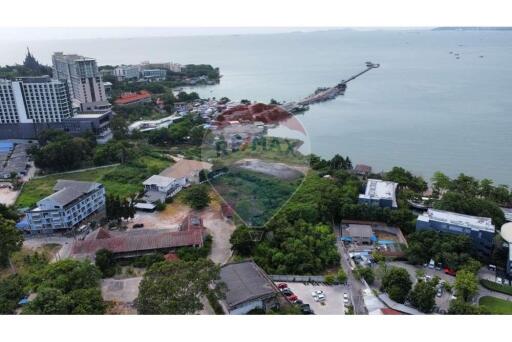 LAND FOR SALE Soi Naklua 10-12, land Close to the beach about 50 meters.