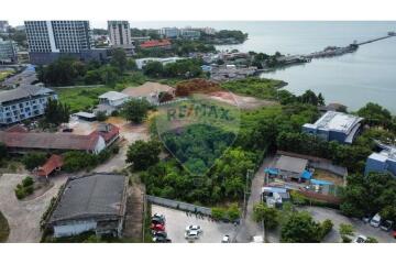 LAND FOR SALE Soi Naklua 10-12, land