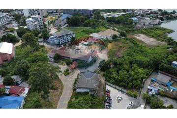 LAND FOR SALE Soi Naklua 10-12, land Close to the beach about 50 meters.