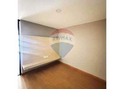 Condo for Rent!!! "LEVEL Condominium Bang Na