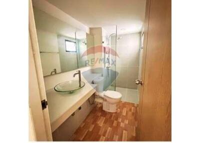 Condo for Rent!!! "LEVEL Condominium Bang Na