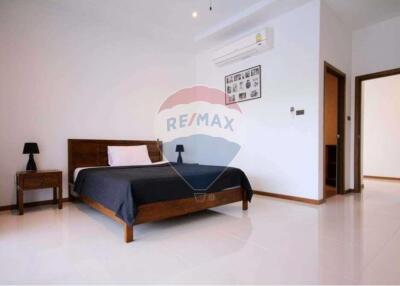 Mali Residences, Spacious Villa 3(+1) Bed 5 Bath,