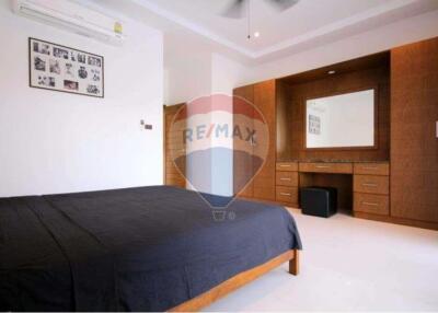 Mali Residences, Spacious Villa 3(+1) Bed 5 Bath,