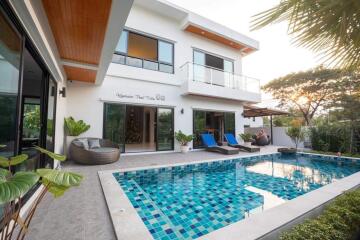 Pool villa for Rent in Nong Pa Khrang, Mueang Chiang Mai.