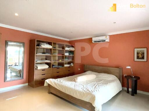 2 Bed 2 Bath in Pratumnak CS1016