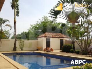 4 Bed 3 Bath Pool Villa in East Pattaya HR1986