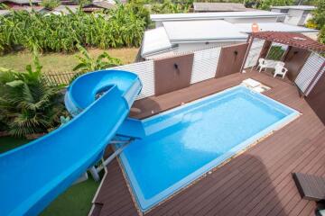 Modern Townhouse with Private Pool Near International Schools