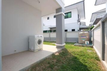 House to rent at Sarisa Ville near Lanna School