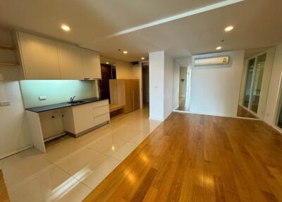 15 Sukhumvit Residences