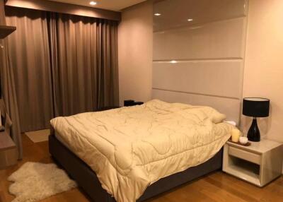 Condo for Rent at The Address Sathorn