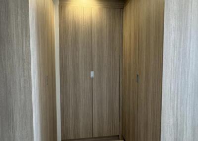 Condo for Rent at Noble Ploenchit