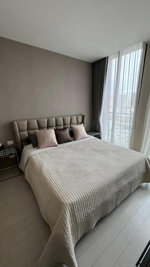 Condo for Rent at Noble Ploenchit