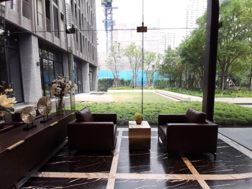 Condo for Rent at Noble BE 33