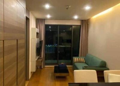 1-BR Condo at The Address Sathorn near BTS Saint Louis