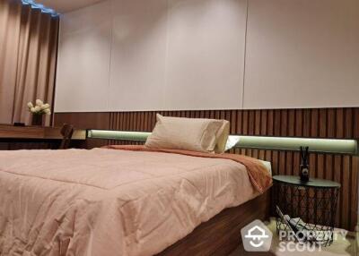 1-BR Condo at Life Asoke - Rama 9 near MRT Phra Ram 9