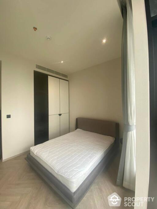 Studio Condo at Chapter Charoennakhorn - Riverside near BTS Krung Thon Buri