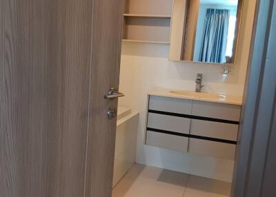 1-BR Condo at Hq Thonglor near BTS Thong Lor