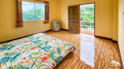 Large 4 Bedroom Family Home For Sale in San Pa Tong