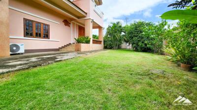 Large 4 Bedroom Family Home For Sale in San Pa Tong