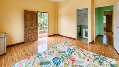 Large 4 Bedroom Family Home For Sale in San Pa Tong