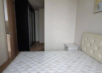 1-BR Condo at Noble Around Sukhumvit 33 near BTS Phrom Phong