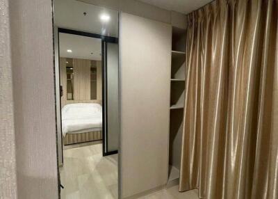 1-BR Condo at Life One Wireless near BTS Phloen Chit