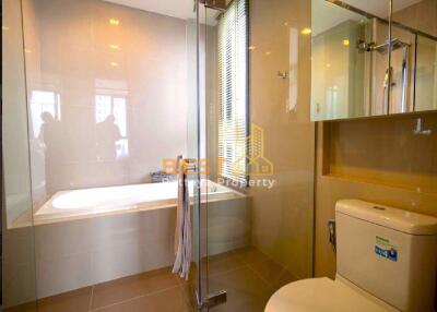 2 Bedrooms Condo in Baan Plai Haad Wongamat C011945