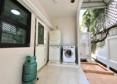 3 Bedrooms detached House with private swimming pool - Sathorn