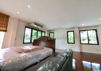 3 Bedrooms detached House with private swimming pool - Sathorn