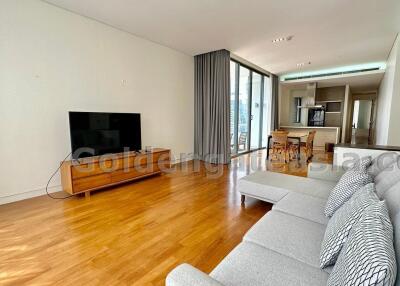 2 Bedrooms condo on high floor with balcony - Domus Sukhumvit 16