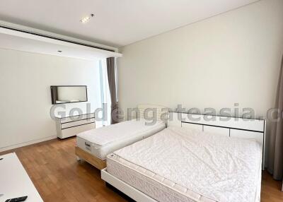 2 Bedrooms condo on high floor with balcony - Domus Sukhumvit 16