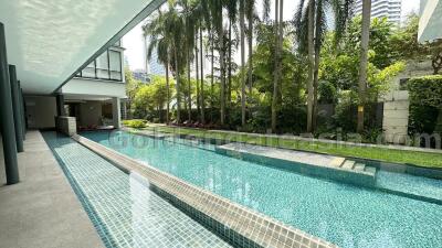 2 Bedrooms condo on high floor with balcony - Domus Sukhumvit 16